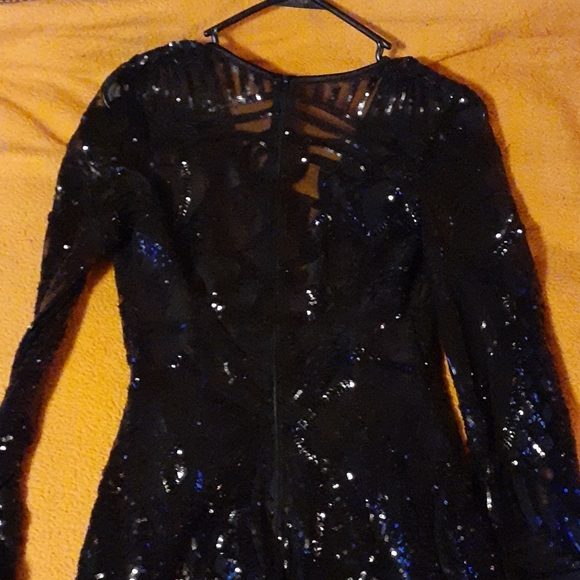 Black sequins dress - Picture 5 of 5
